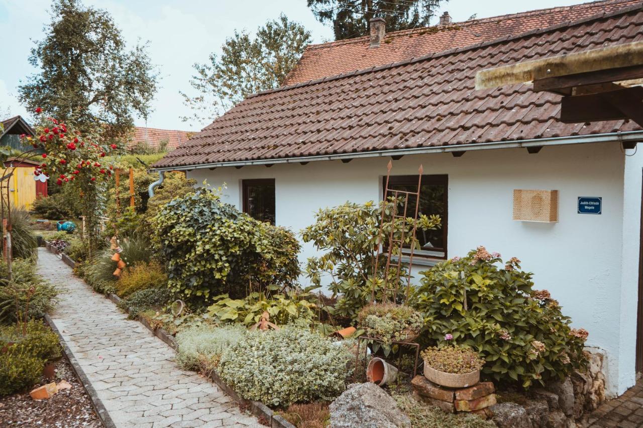 Ferienparadies Am Kammerberg - Ein Ganzes Haus Fuer Sie Alleine!!! Weissenhorn Exterior foto