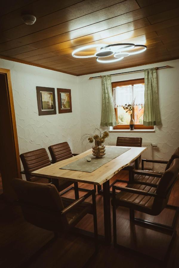 Ferienparadies Am Kammerberg - Ein Ganzes Haus Fuer Sie Alleine!!! Weissenhorn Exterior foto