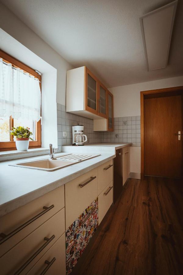 Ferienparadies Am Kammerberg - Ein Ganzes Haus Fuer Sie Alleine!!! Weissenhorn Exterior foto