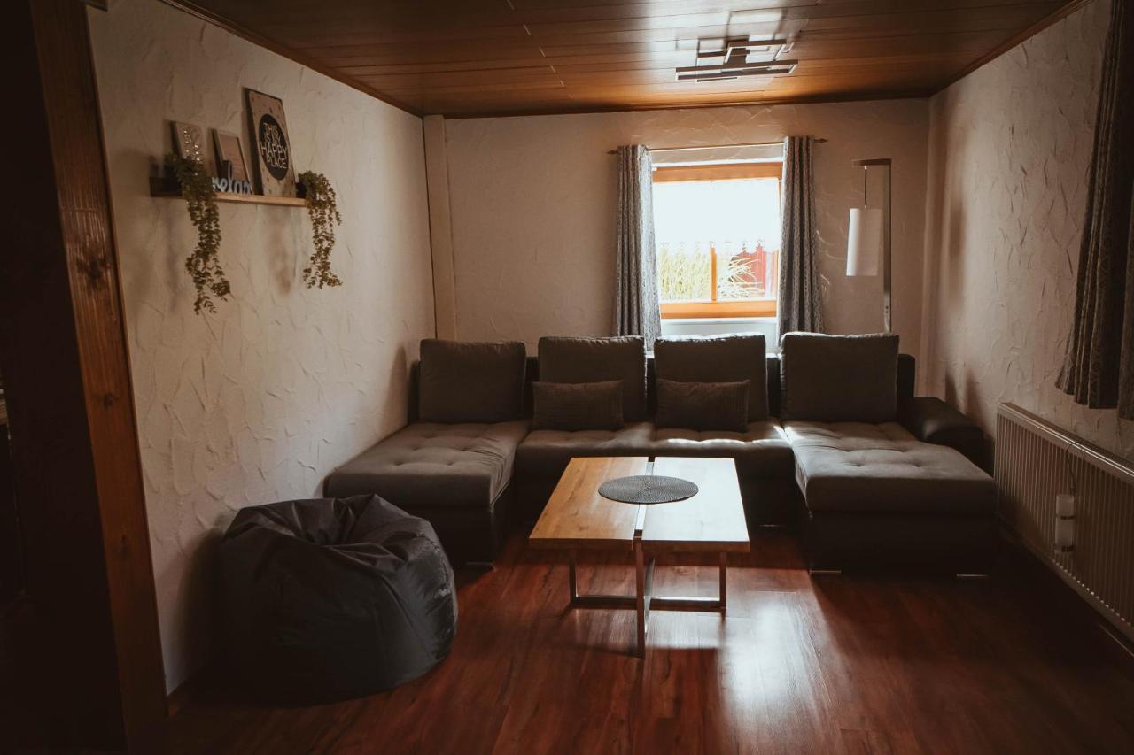 Ferienparadies Am Kammerberg - Ein Ganzes Haus Fuer Sie Alleine!!! Weissenhorn Exterior foto